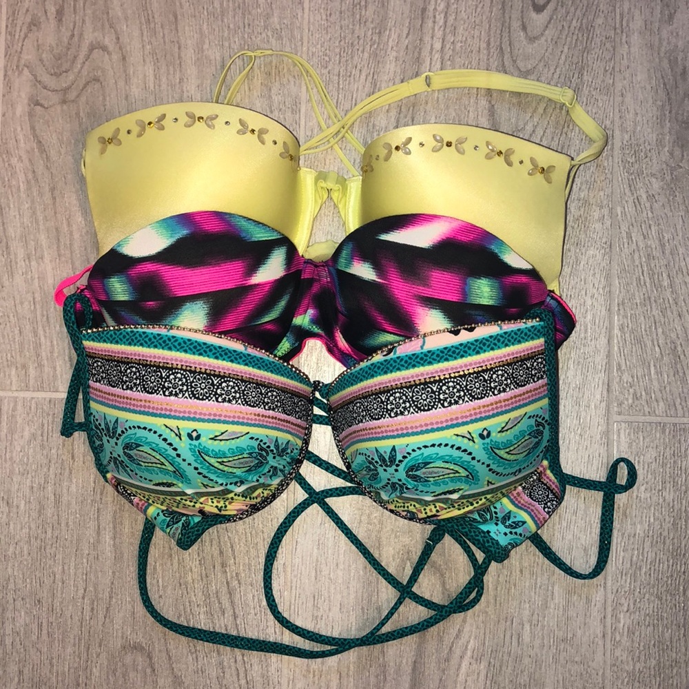 Swim top/bra set (can be bought separately)